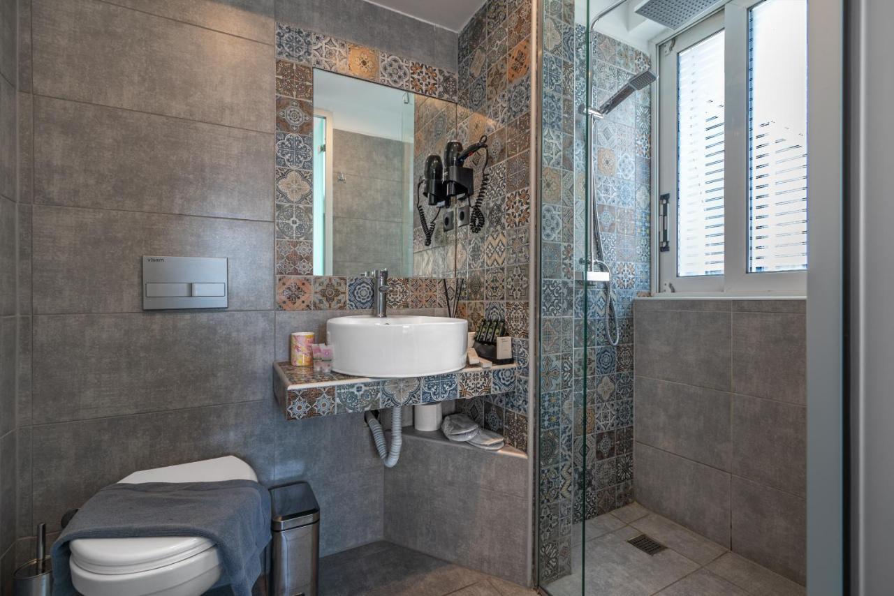 Aeolos Luxury Suites Ateny Zewnętrze zdjęcie