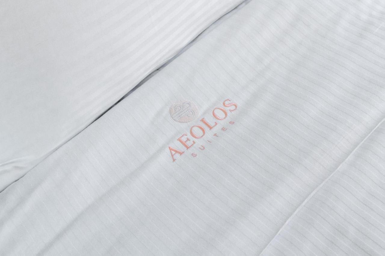 Aeolos Luxury Suites Ateny Zewnętrze zdjęcie