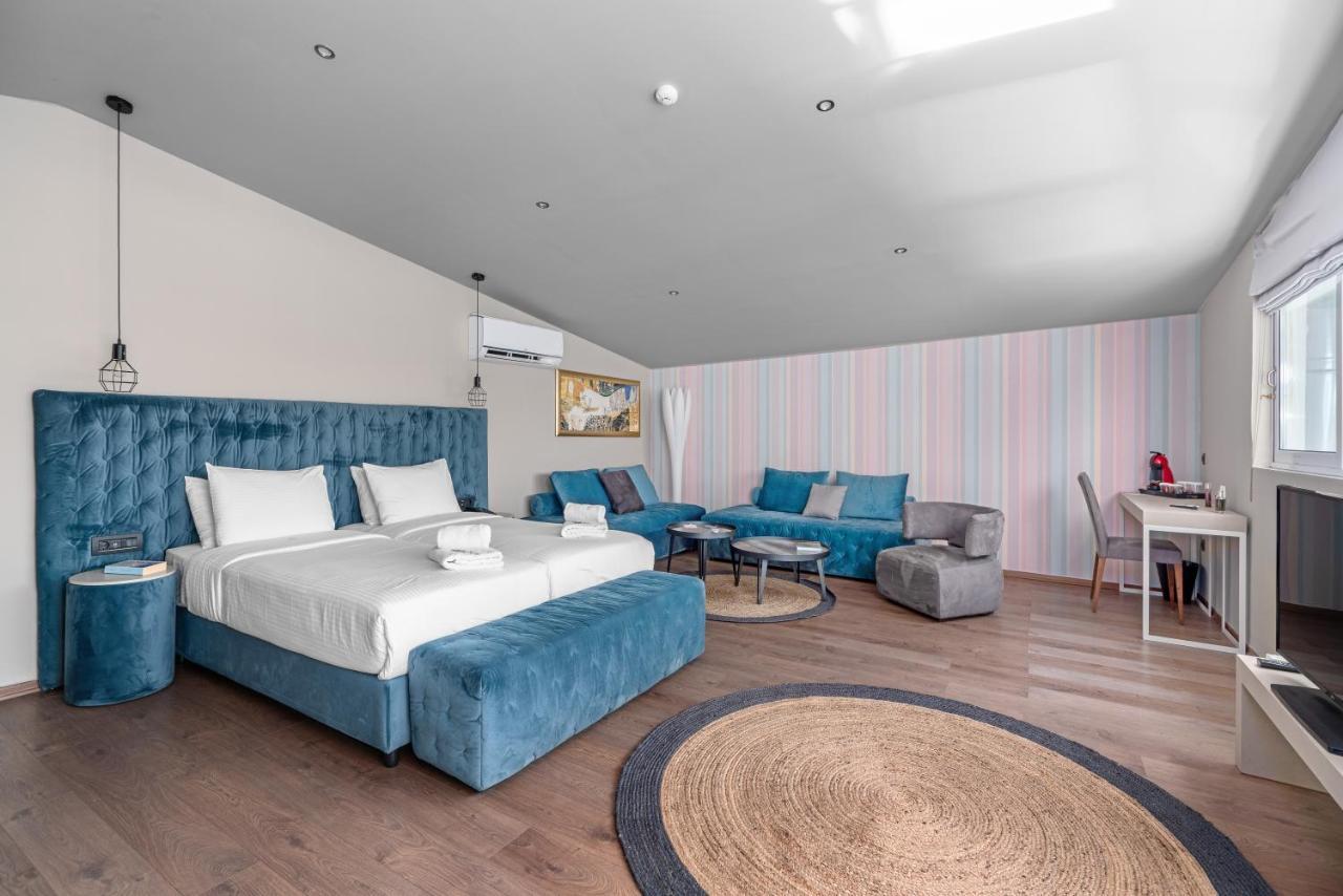 Aeolos Luxury Suites Ateny Zewnętrze zdjęcie