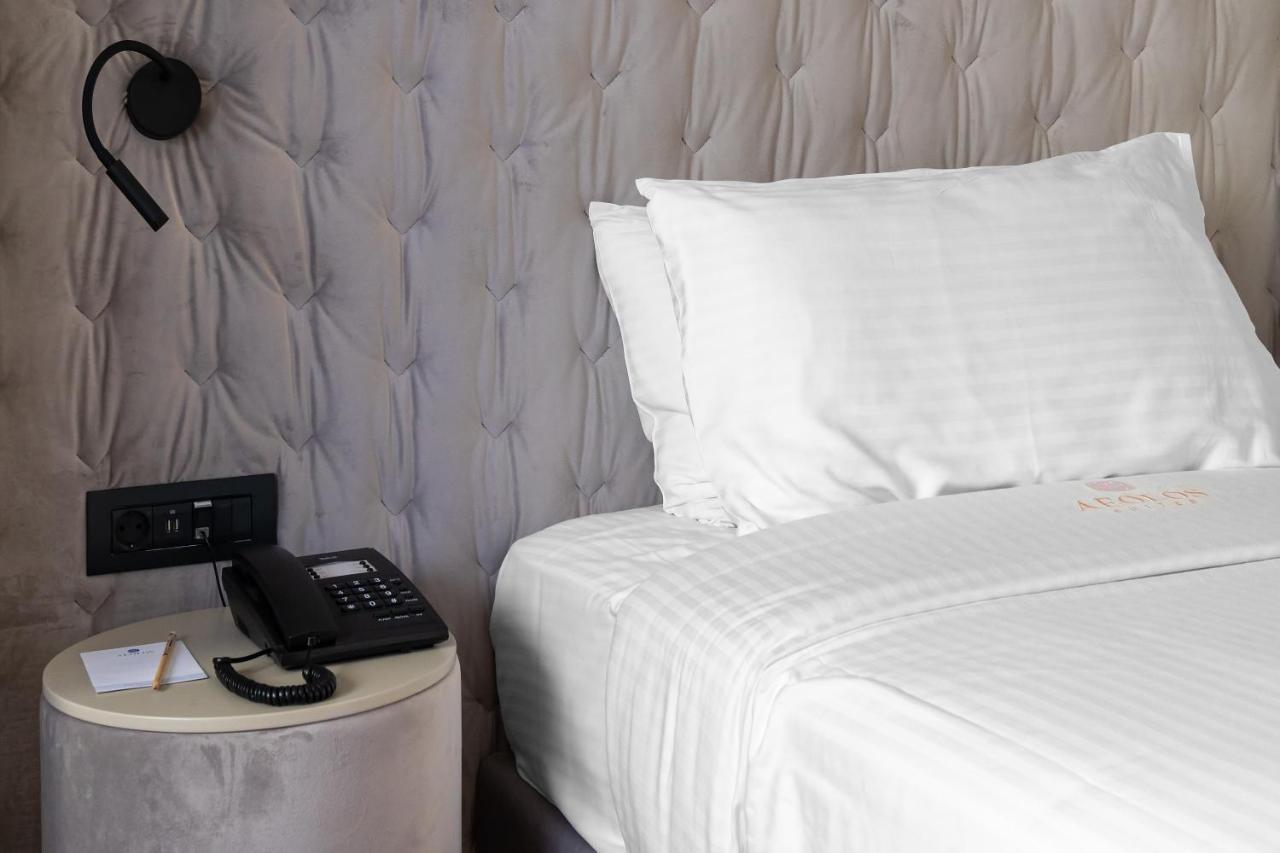 Aeolos Luxury Suites Ateny Zewnętrze zdjęcie