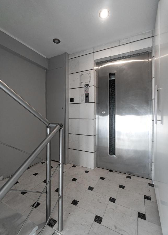 Aeolos Luxury Suites Ateny Zewnętrze zdjęcie