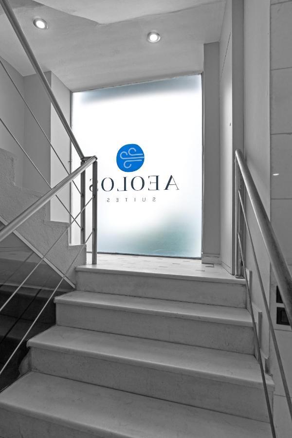 Aeolos Luxury Suites Ateny Zewnętrze zdjęcie